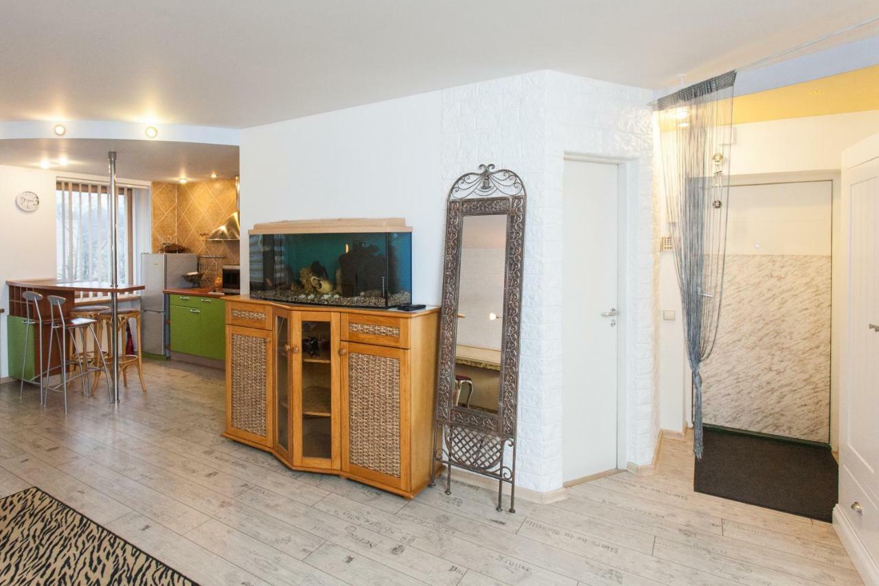 קובנה Apartment With Jacuzzi In Old Town מראה חיצוני תמונה